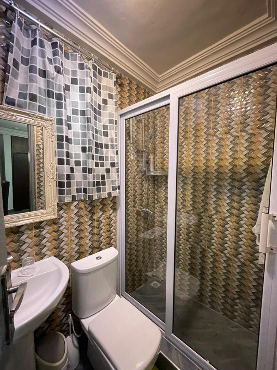 Perriman Hotel Kokrobite Kültér fotó