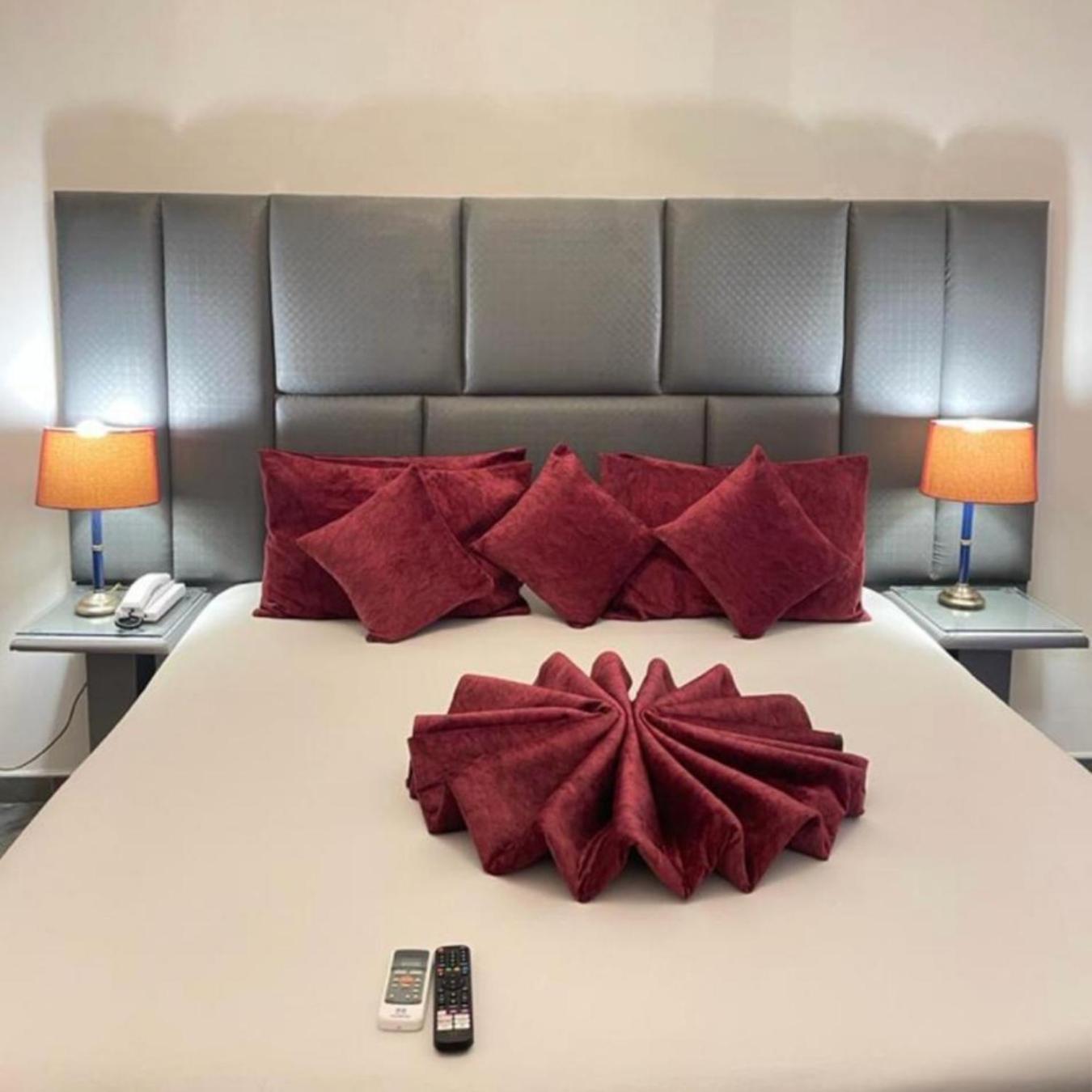 Perriman Hotel Kokrobite Kültér fotó