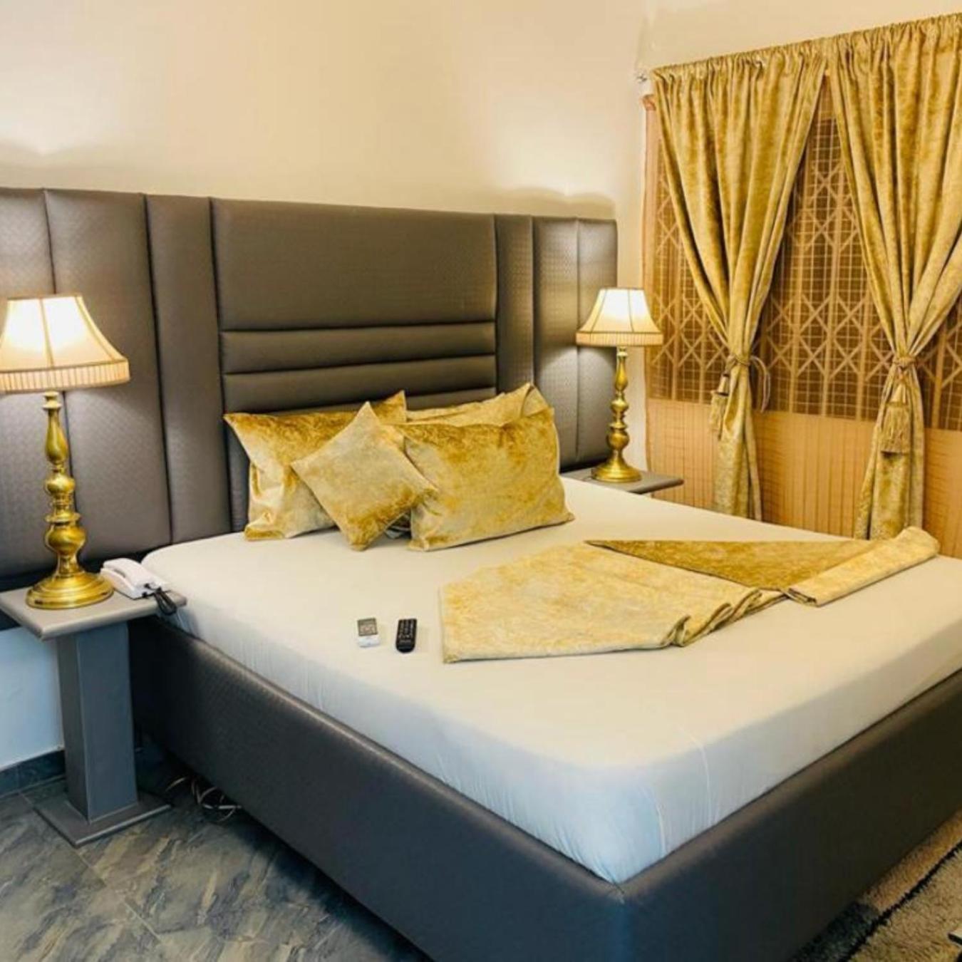 Perriman Hotel Kokrobite Kültér fotó